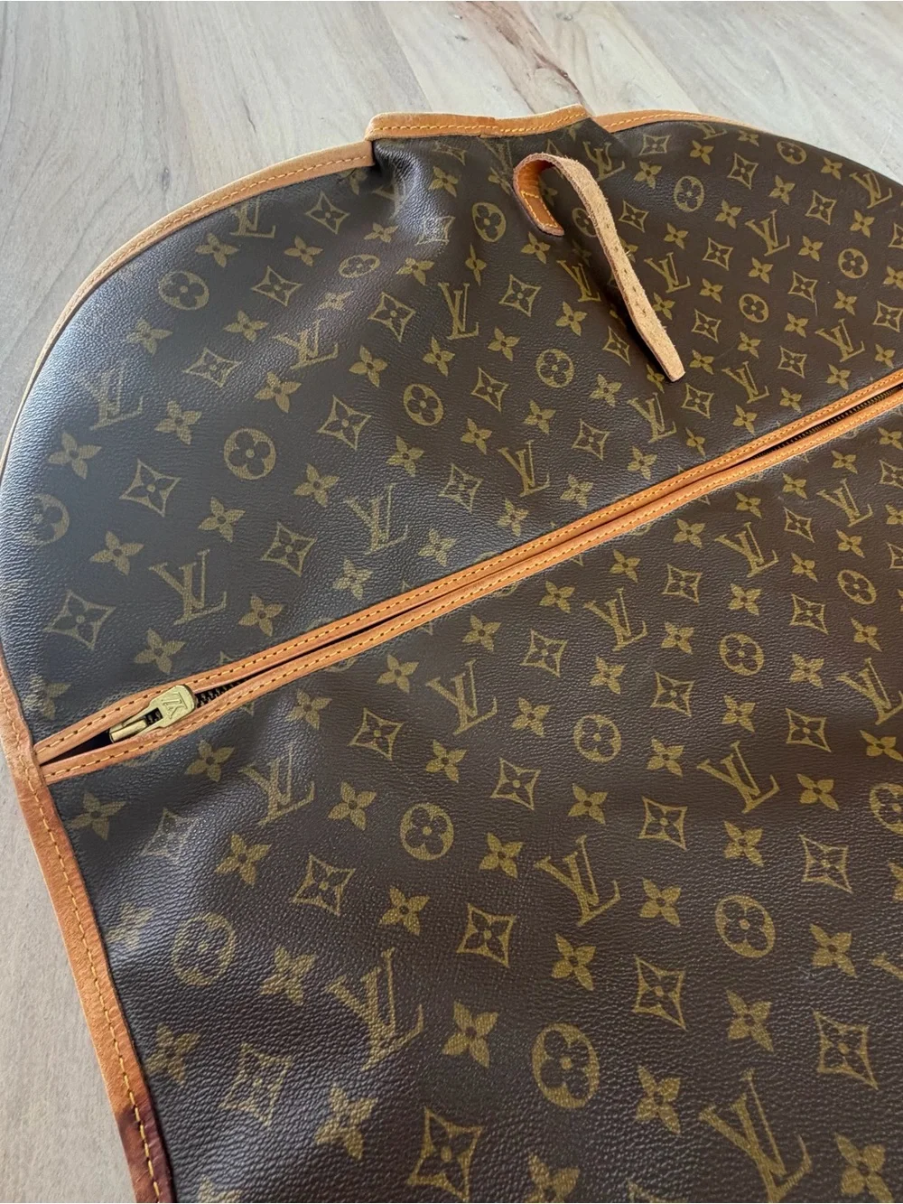 Louis Vuitton VINTAGE Garment Bag Big Monogram / Garment Carrier AUTHENTIC